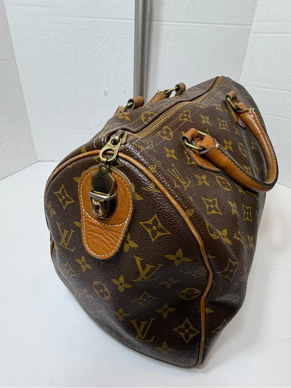 RARE vintage Louis Vuitton speedy handbag collectible made in USA